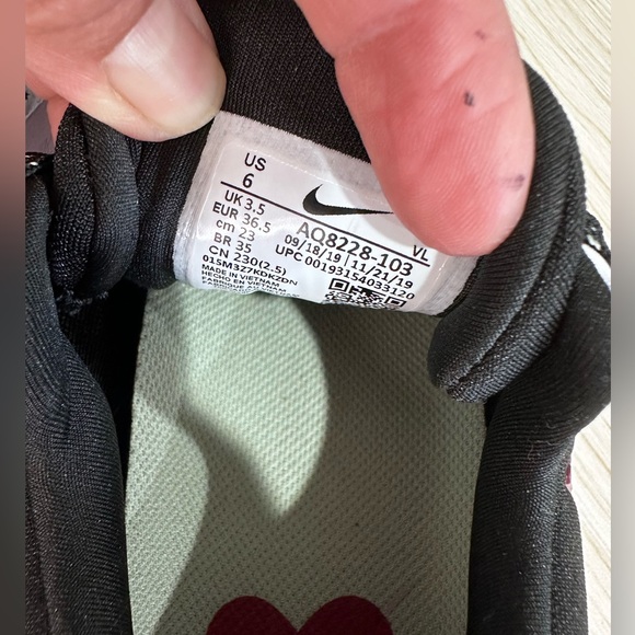 Nike Air Zoom Winflo 6 White (Women's) size 6 - Picture 10 of 10